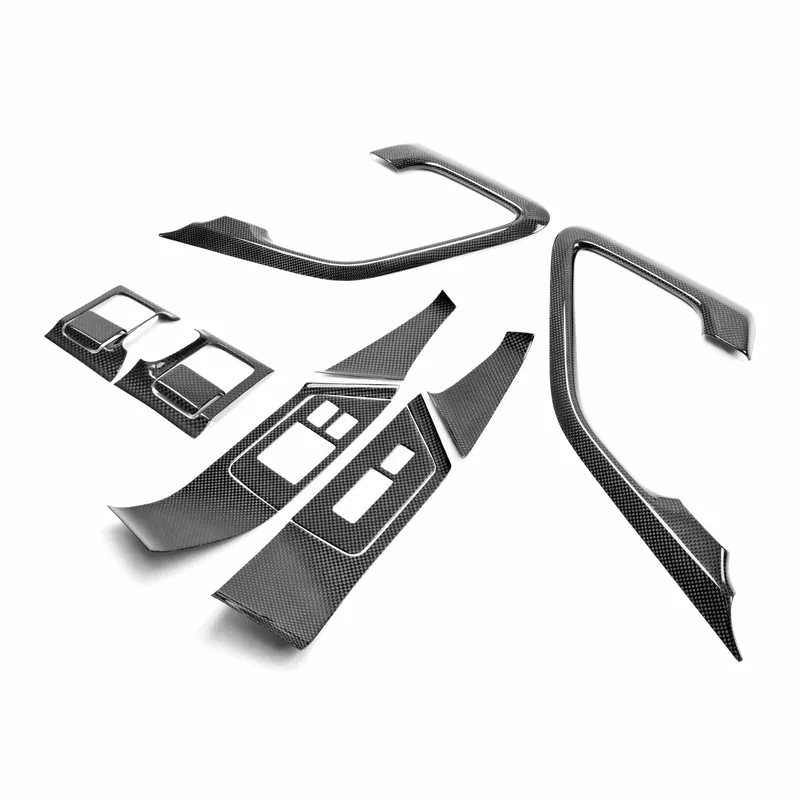 Seibon Carbon Fiber Door Trim Set (09-16 R35 GT-R) (seiCFI0910NSGTR-C)