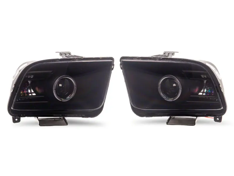 Raxiom 05-09 Ford Mustang w/ Factory Halogen LED Halo Headlights- Blk Housing (Smoked Lens) (RAX49115)