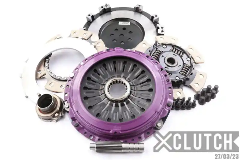 XClutch 1997 Mitsubishi Lancer EVO IV 2.0L 9in Twin Sprung Ceramic Clutch Kit (XCLXKMI23522-2B)