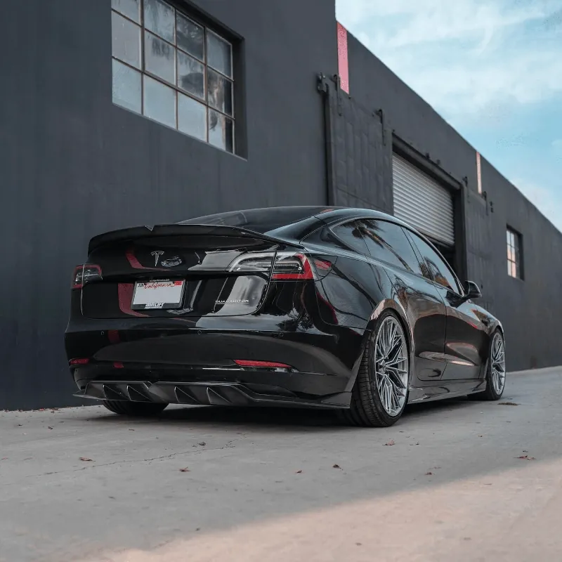 Street Hunter Tesla Model 3 Diffuser