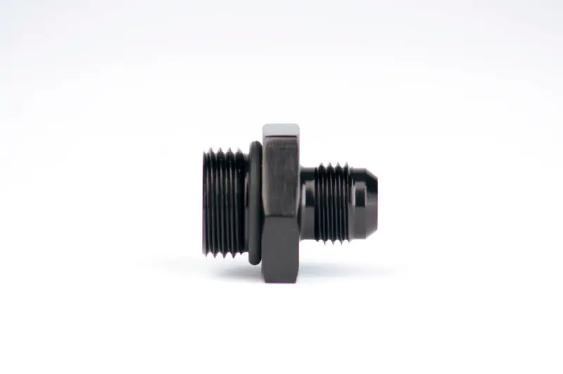 Aeromotive ORB-08 to AN-06 Male Flare Reducer Fitting (AER15605)