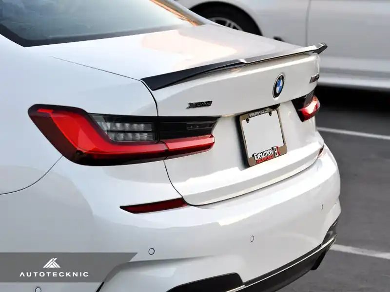 AutoTecknic Dry Carbon Competition Plus Trunk Spoiler - G20 3-Series