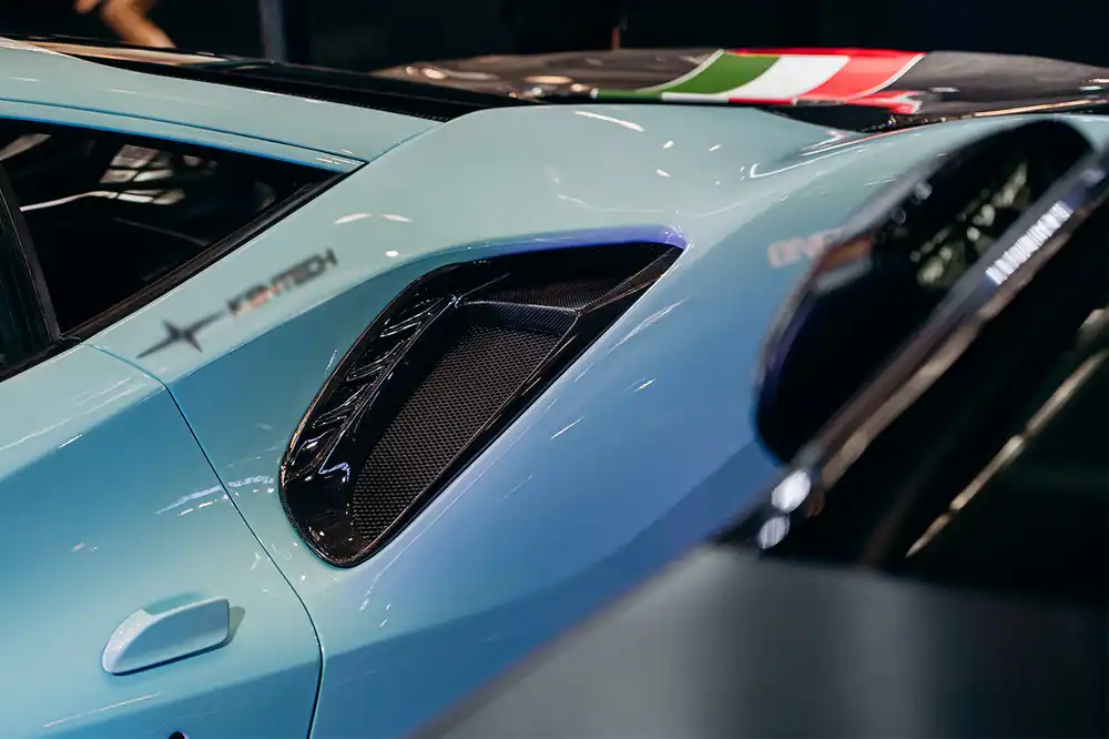 Carbonado 2015-2020 Ferrari 488 GTB | Spider Pista Style Carbon Fiber Quarter Panel Side Scoops