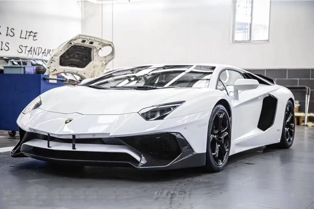 Carbonado 2011-2016 Lamborghini Aventador LP700 LP740 Coupe Roadster SV Style Front Bumper