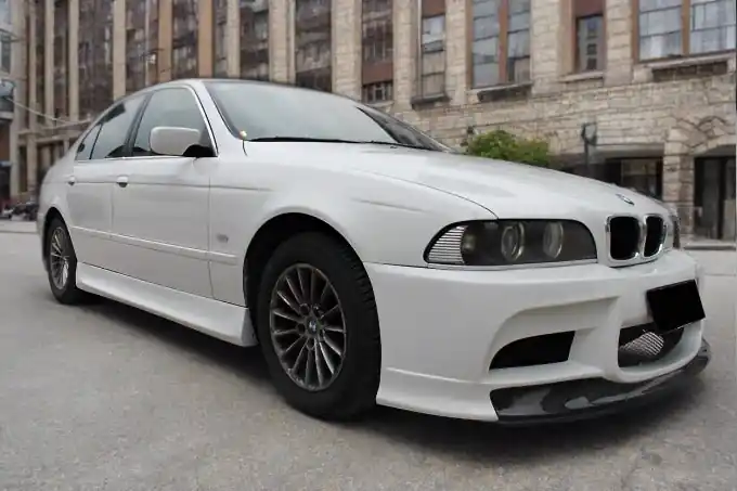 Carbonado VRS Style Full Body Kit | 1997-2003 BMW 5 Series E39