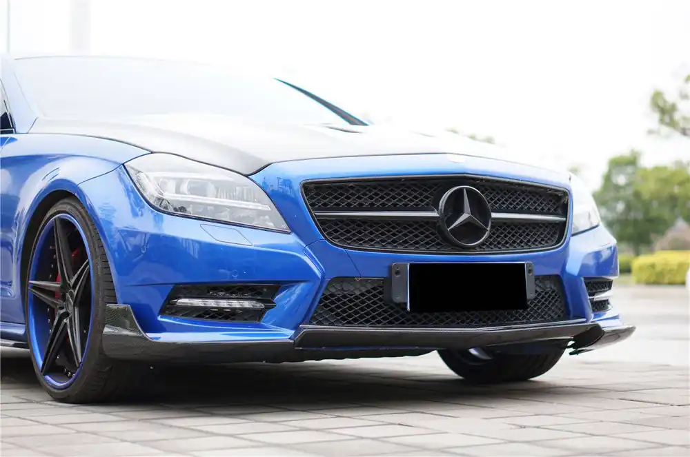 Carbonado 2010-2014 Mercedes Benz W218 CLS Class 350 400 500 RT Style Front Lip