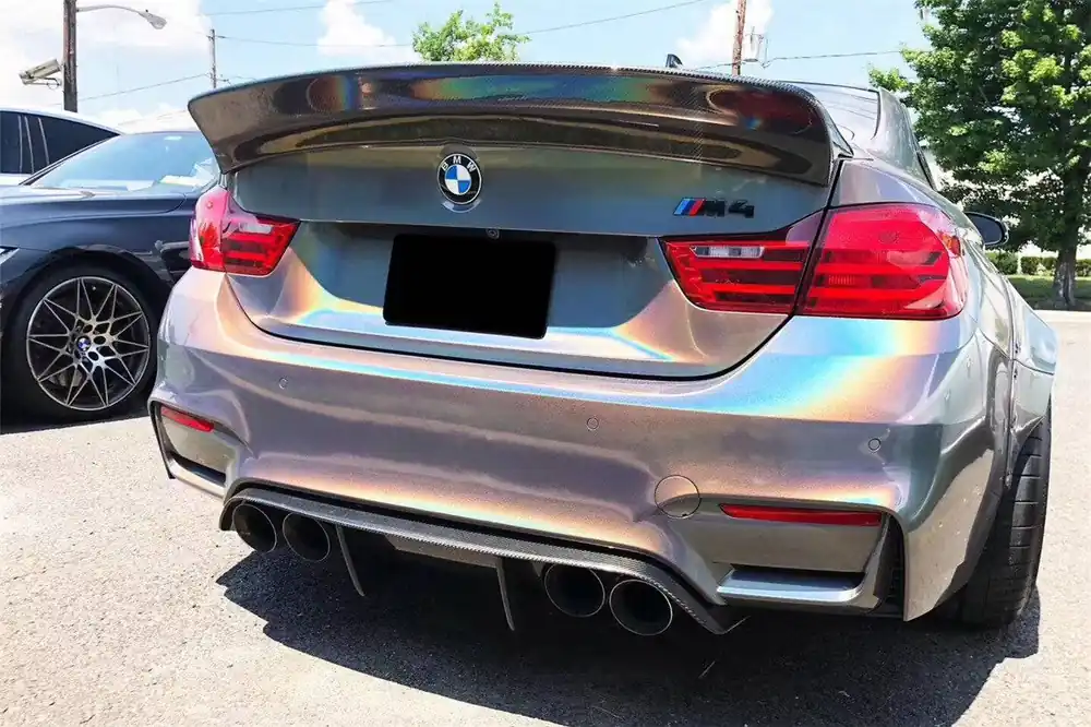 Carbonado 2014-2020 BMW F82 F83 M4 DE Style Carbon Fiber Rear Diffuser
