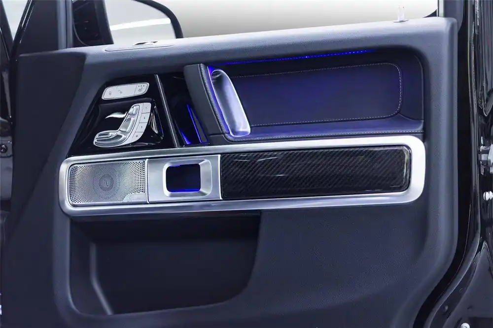 Carbonado 2019-2022 Mercedes Benz W464 G550 & G63AMG G-Class Dry Carbon Fiber Door Patch Replacement