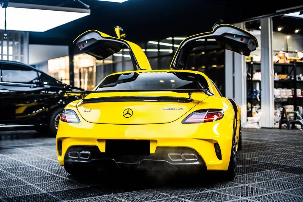Carbonado 2010-2015 Mercedes Benz W197 SLS AMG BKSS Style Rear Bumper