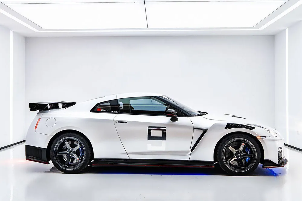 Carbonado 2008-2023 Nissan GTR R35 CBA DBA EBA NISMO Style Side Skirts