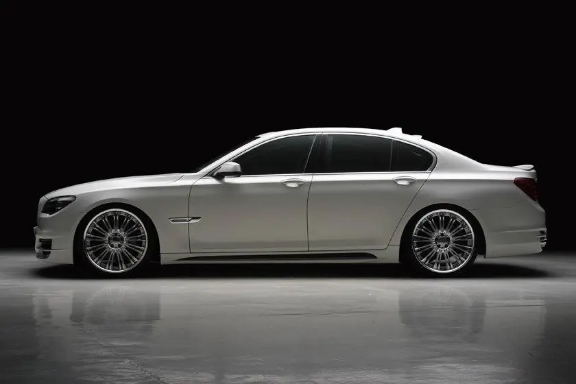 Carbonado 2009-2014 BMW 7 Series F01 WD Style Side Skirts