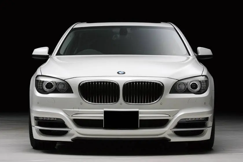 Carbonado 2009-2015 BMW 7 Series F01 F02 WD Style Front Bumper with led