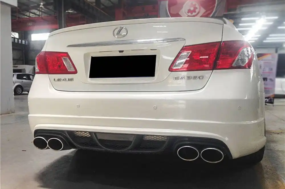 Carbonado 2007-2012 Lexus ES WI Style Rear Bumper ES240 ES350