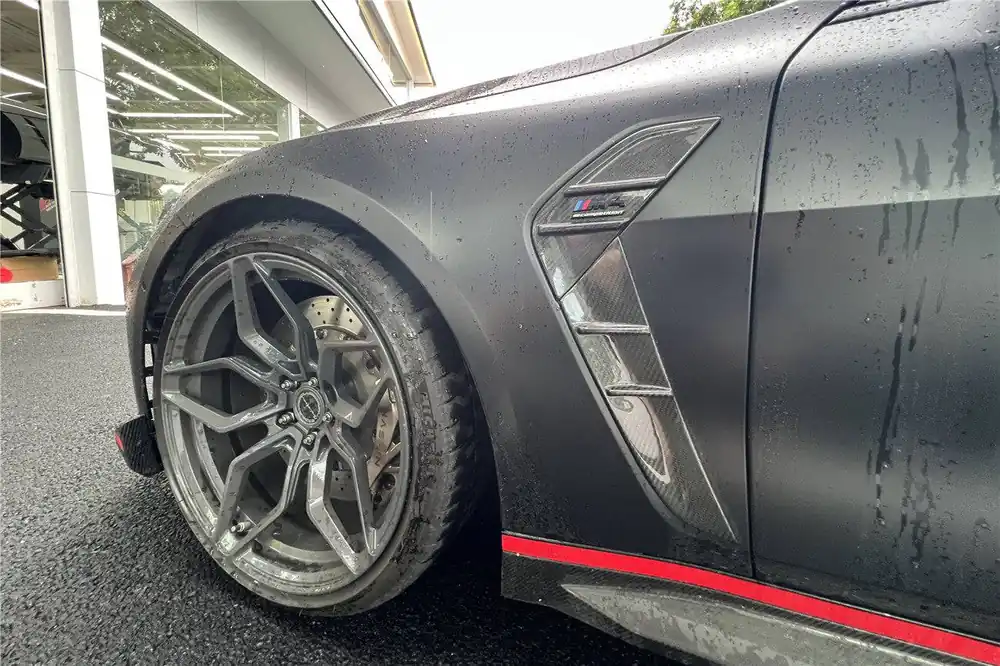 Carbonado 2021-UP BMW M4 G82 G83 G80 G81 M3 CL Style Dry carbon Fiber Front Fender Vent