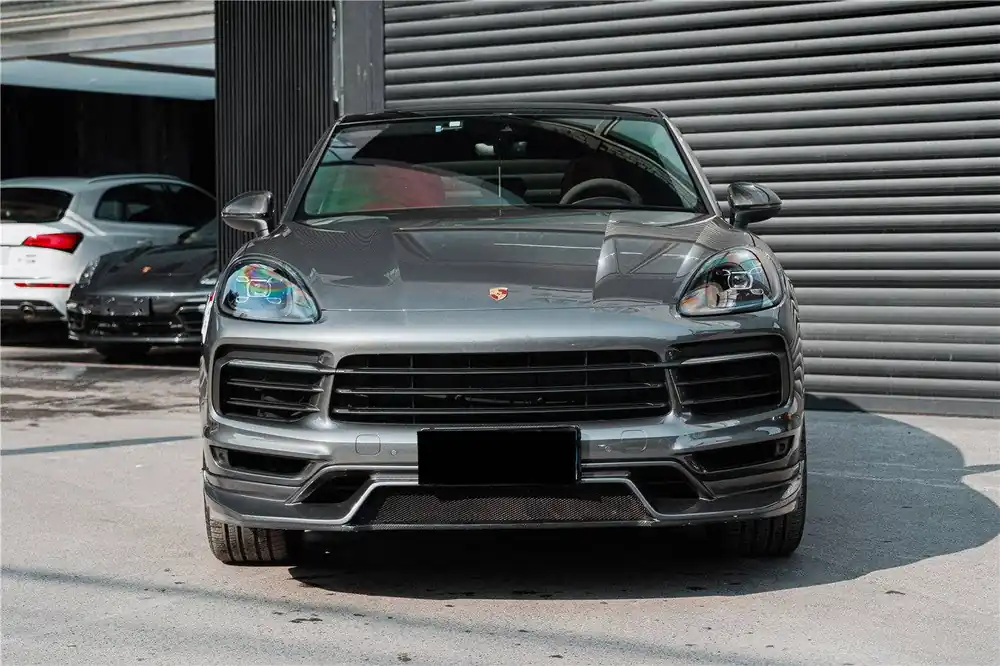 Carbonado 2018-2023 Porsche 9Y0.1 Cayenne S E-Hybrid OD Style Front Lip