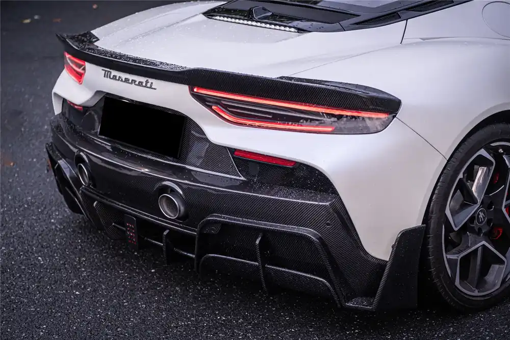 Carbonado 2020-2024 Maserati MC20 MSY Style DRY Carbon Fiber Trunk Spoiler