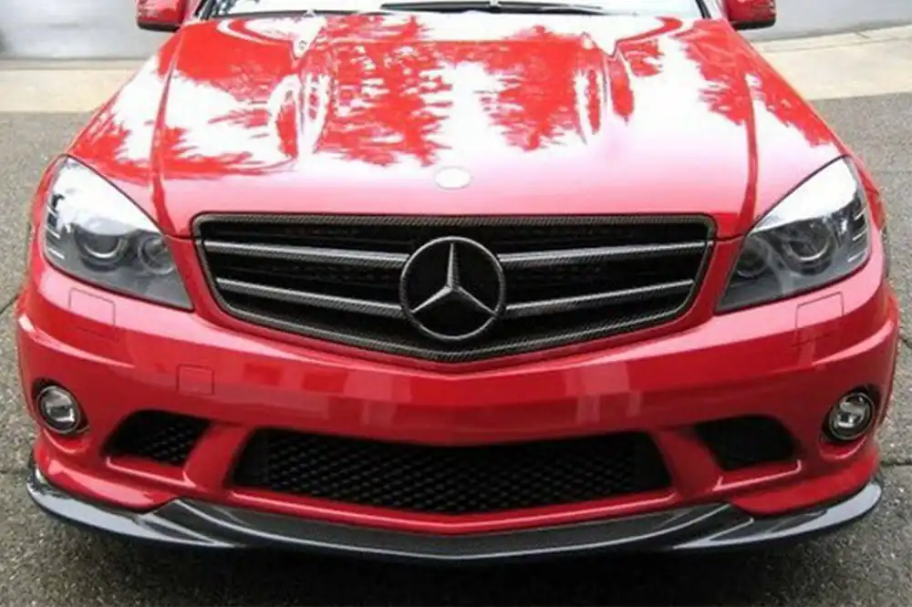 Carbonado 2008-2011 Mercedes Benz W204.1 C63 AMG L1 Style Carbon Fiber Front Lip