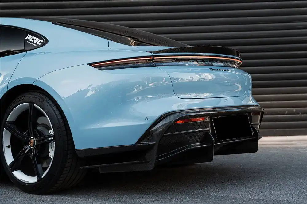 Carbonado 2019-2023 Porsche Taycan 4 4S GTS TURBO OD Style DRY Carbon Fiber Rear Diffuser