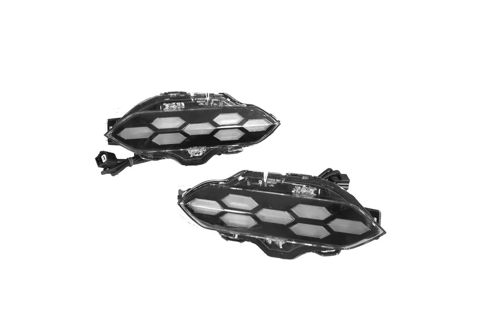 Carbonado 2023-2025 Nissan GTR R35 Facelift Front Bumper LED Day Running Lights