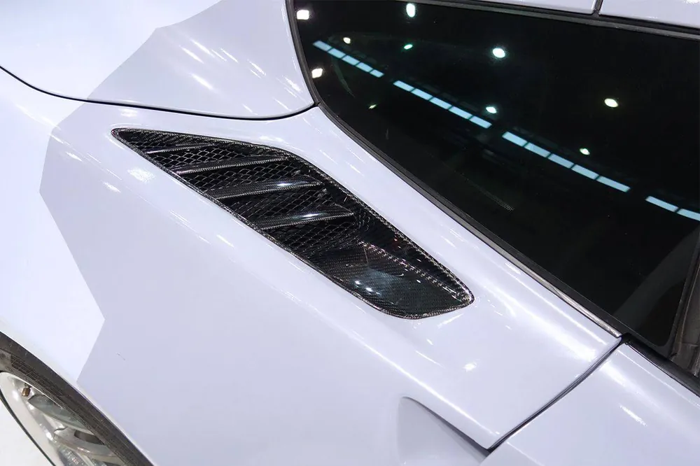 Carbonado 2013-2019 Corvette C7 Z51 OE Style Carbon Fiber Rear Quarter Panel Vent