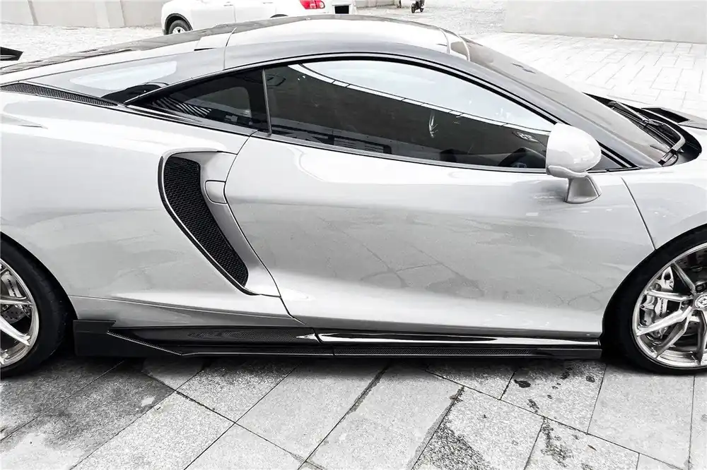 Carbonado 2020-2023 McLaren GT WP Style DRY Carbon Fiber Side Air Intake Blades