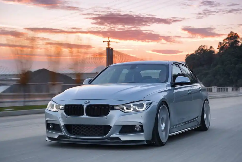 Carbonado 2011-2019 BMW 3 Series F30 F35 M-Tech Sedan GV Style Carbon Fiber Full Body Kit