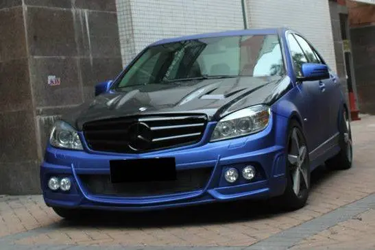 Carbonado 2008-2013 Mercedes Benz W204 C Class DE Style Front Bumper with LED Lights