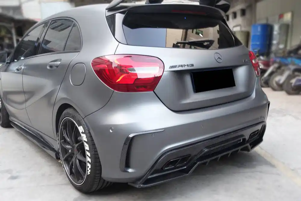 Carbonado 2016-2018 Mercedes Benz W176 A45 AMG BKSS Style Carbon Fiber Rear Bumper Canards