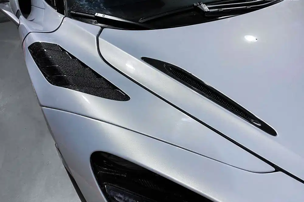 Carbonado VRS Style Autoclave Carbon Fiber Fender | 2017-2022 McLaren 720S Spider