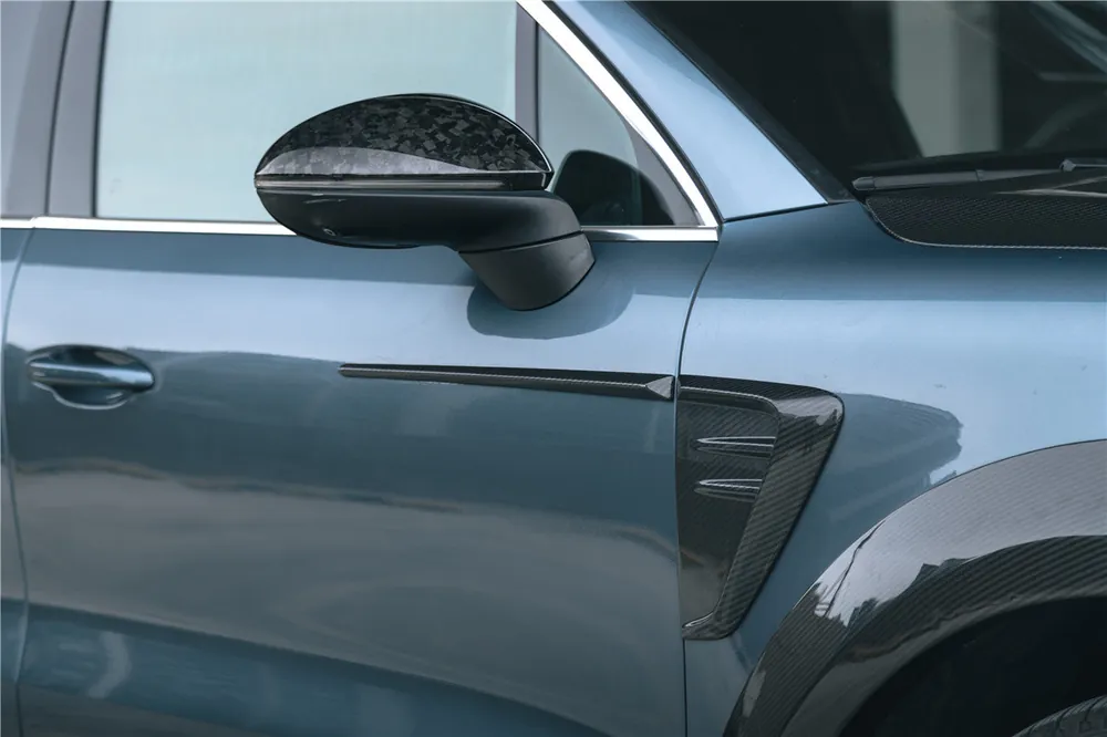 Carbonado 2018-2025 Porsche 9Y0 Cayenne S E-Hybrid Turbo MSY Style Dry Carbon Fiber Fender Vent