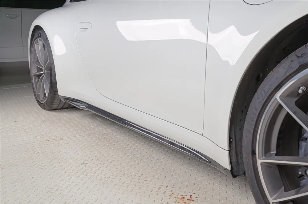 Carbonado 2019-2024 Porsche 911 992 Carrera Cabriolet Convert Turbo SD Style Dry Carbon Fiber Side Skirts