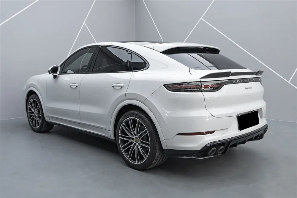 Carbonado 2018-2025 Porsche 9Y0 9YB Cayenne S GTS E-Hybrid Coupe Only KT Style Dry Carbon Fiber Trunk Spoiler