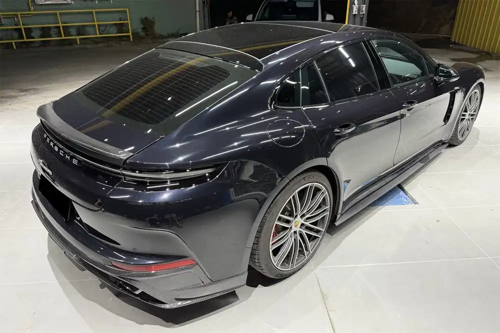 Carbonado OD Style Dry Carbon Fiber Trunk Spoiler | 2024-2025 Porsche Panamera 976