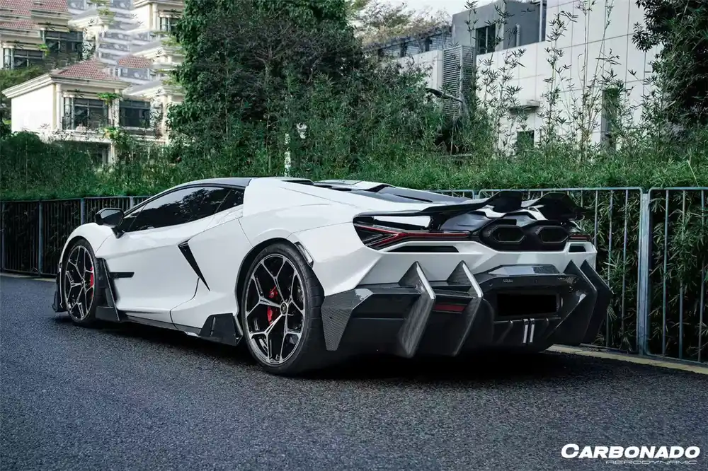 Carbonado MSY Style Autoclave Carbon Fiber Rear Diffuser Lip | 2024-UP Lamborghini Revuelto