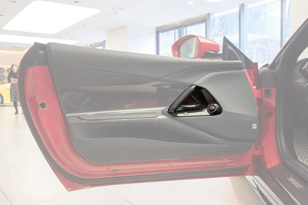 DarwinPRO 2017-2026 Ferrari 812 Superfast & GTS OE Style Dry Carbon Fiber Door Handle Interior