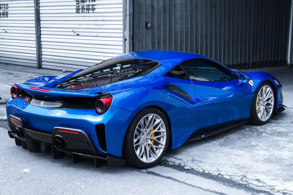 DarwinPRO 2015-2020 Ferrari 488 GTB | Spider Pista Style Carbon Fiber Side Skirts