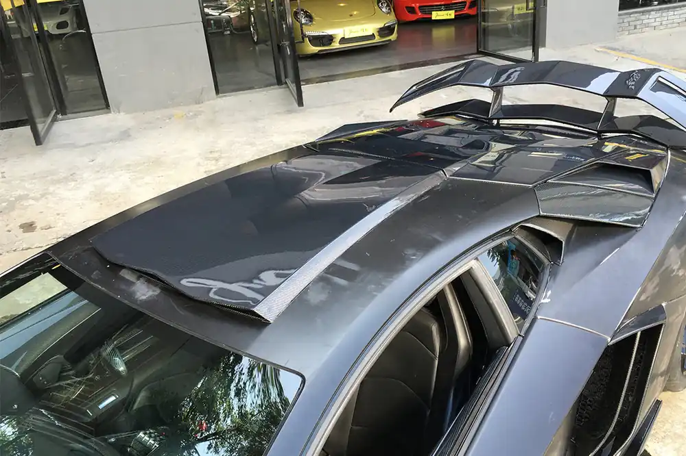 DarwinPRO 2011-2021 Lamborghini Aventador LP700 Coupe BKSS Style Carbon Fiber Roof