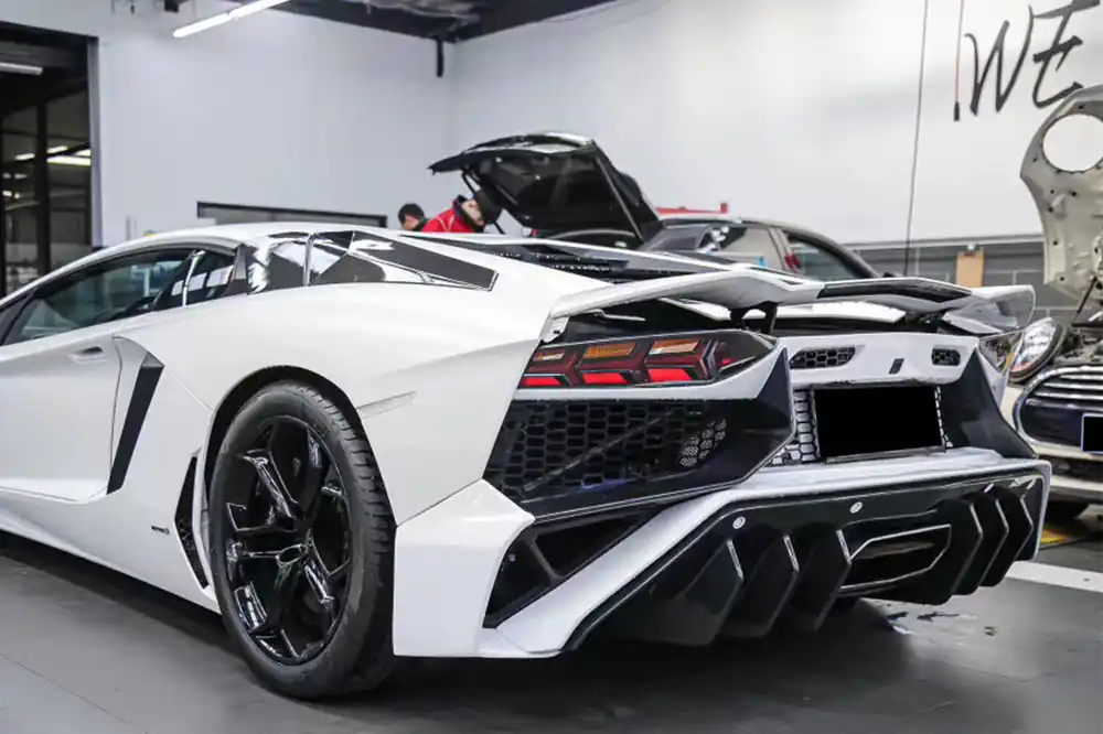 DarwinPRO 2011-2016 Lamborghini Aventador LP700 LP740 Coupe & Roadster SV Style Rear Bumper