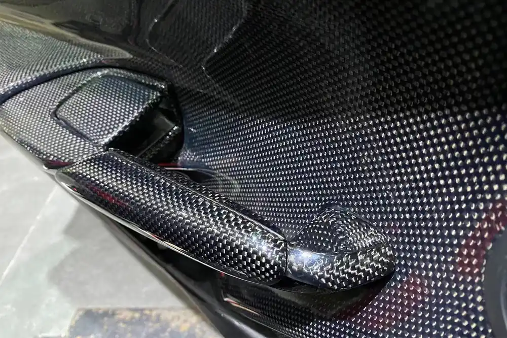 DarwinPRO Carbon Fiber Door Handle Interior | 2015-2020 Ferrari 488 GTB & Spider