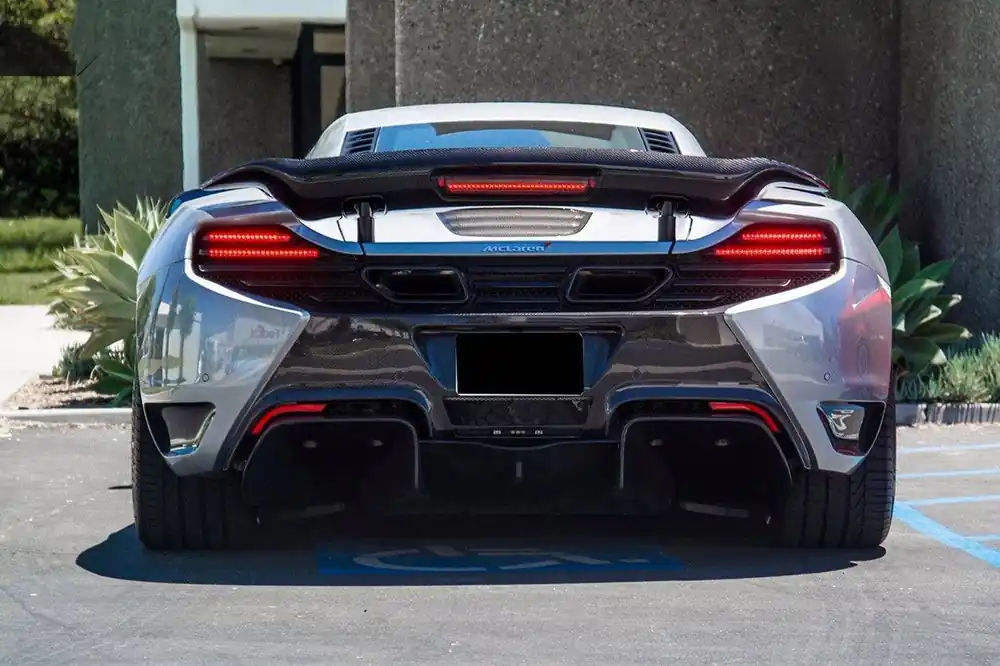 Carbonado VS Style Rear Bumper | 2011-2017 McLaren MP4/12C/650S