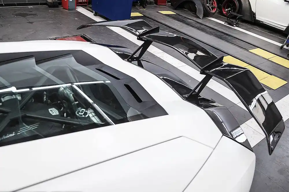 Carbonado 2011-2022 Lamborghini Aventador LP700 LP750 LP740 LP720 LP780 Coupe Roadster RZS Style Carbon Fiber Trunk Spoiler