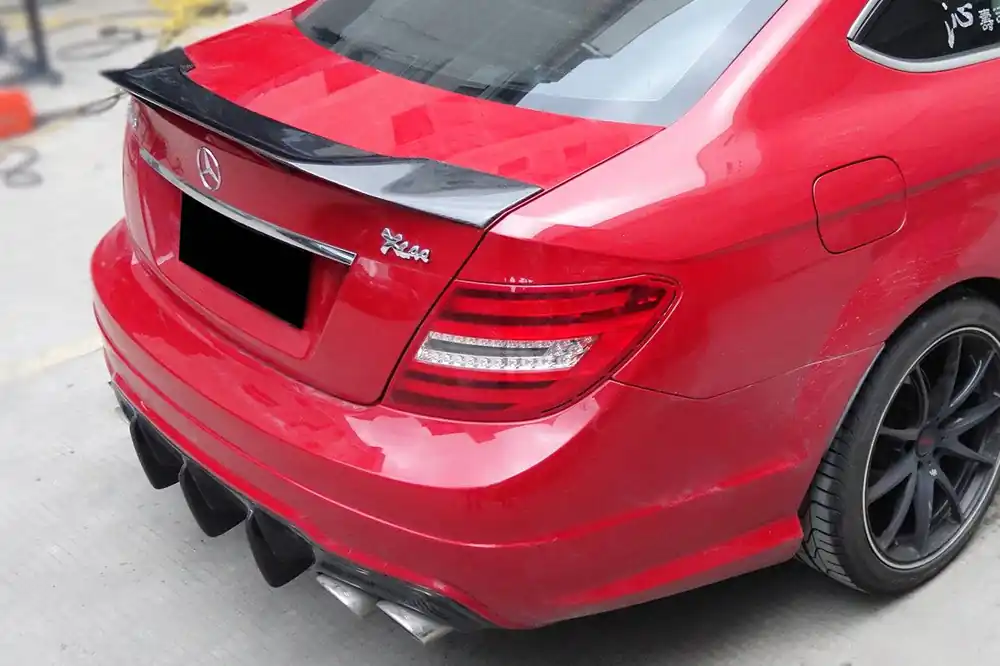 Carbonado Mercedes Benz W204 C Class C63 AMG Coupe RT Style Carbon Fiber Trunk Spoiler