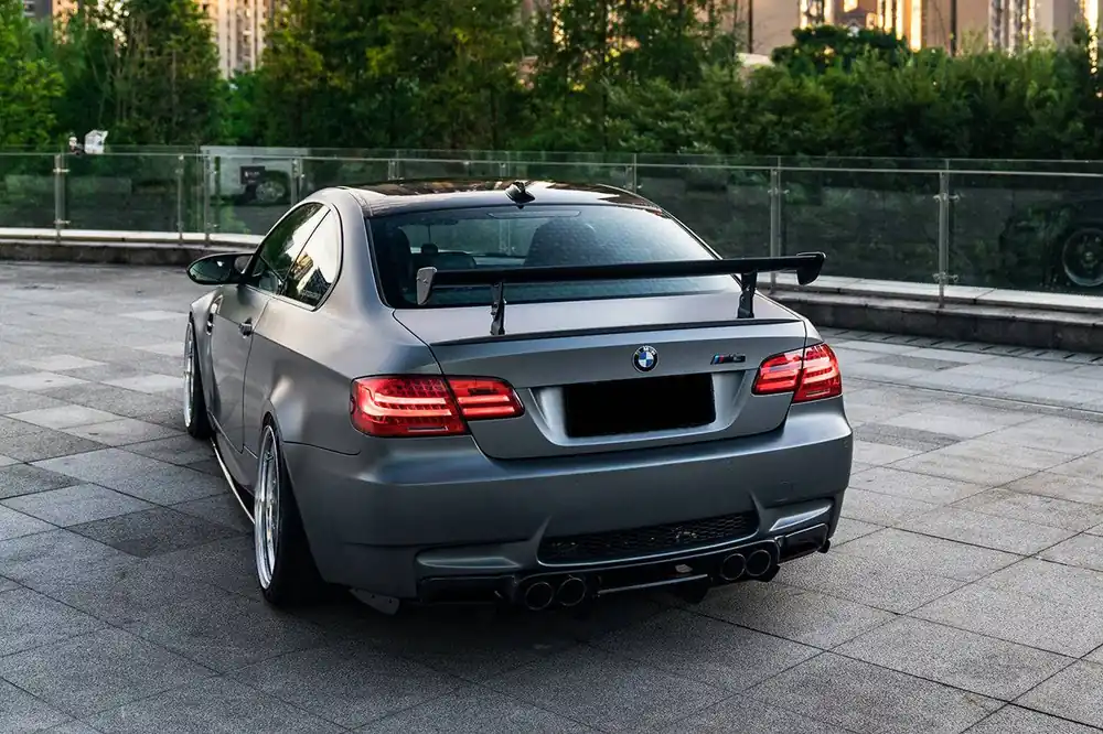 Carbonado 2008-2012 BMW M3 E92 E93 2011-2013 BMW 1M E82 E88 RZ Style Trunk Spoiler