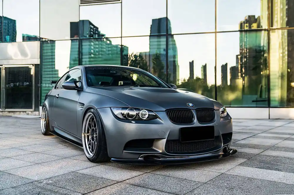Carbonado 2008-2012 BMW M3 E90 E92 E93 GT4 Style Carbon Fiber Lip
