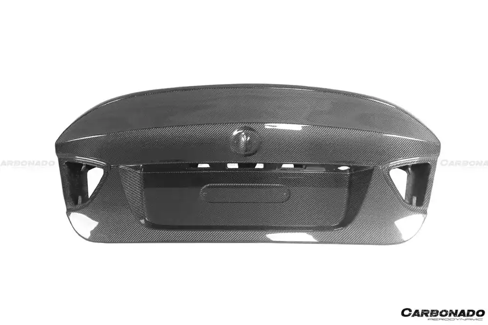 Carbonado 2006-2008 BMW 3 Series E90 CLS Style Trunk