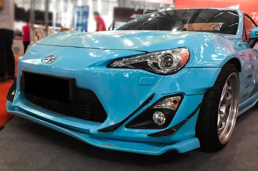 Carbonado 2012-2014 Scion FRS & Toyota GT86 RBY1 Style Carbon Fiber Front Bumper Canards