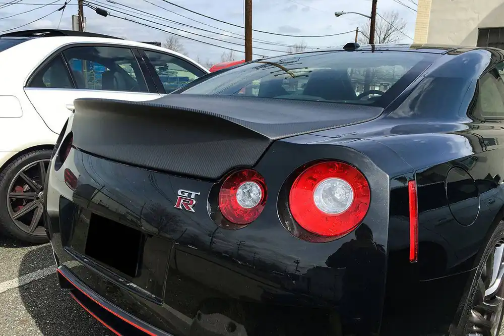 Carbonado 2008-2025 Nissan GTR R35 CBA DBA EBA DLK Style Carbon Fiber Trunk