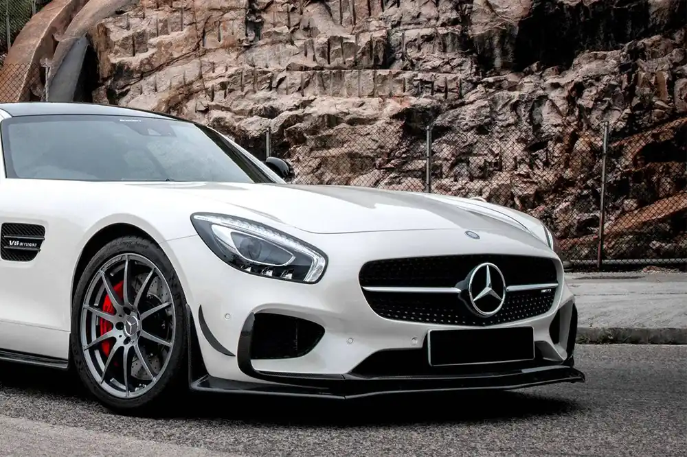 Carbonado 2015-2017 Mercedes Benz AMG GT GTS RZS Style Carbon Fiber front bumper Canards