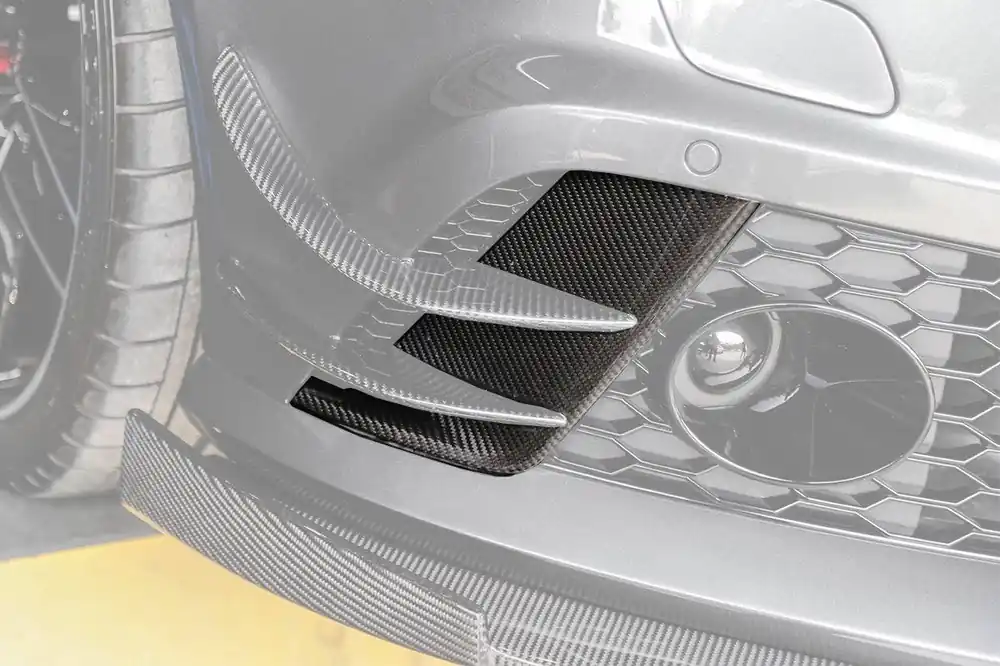 Carbonado 2013-2018 Audi RS6 C7 Avant BS Style Carbon Fiber Front Bumper Vent Caps