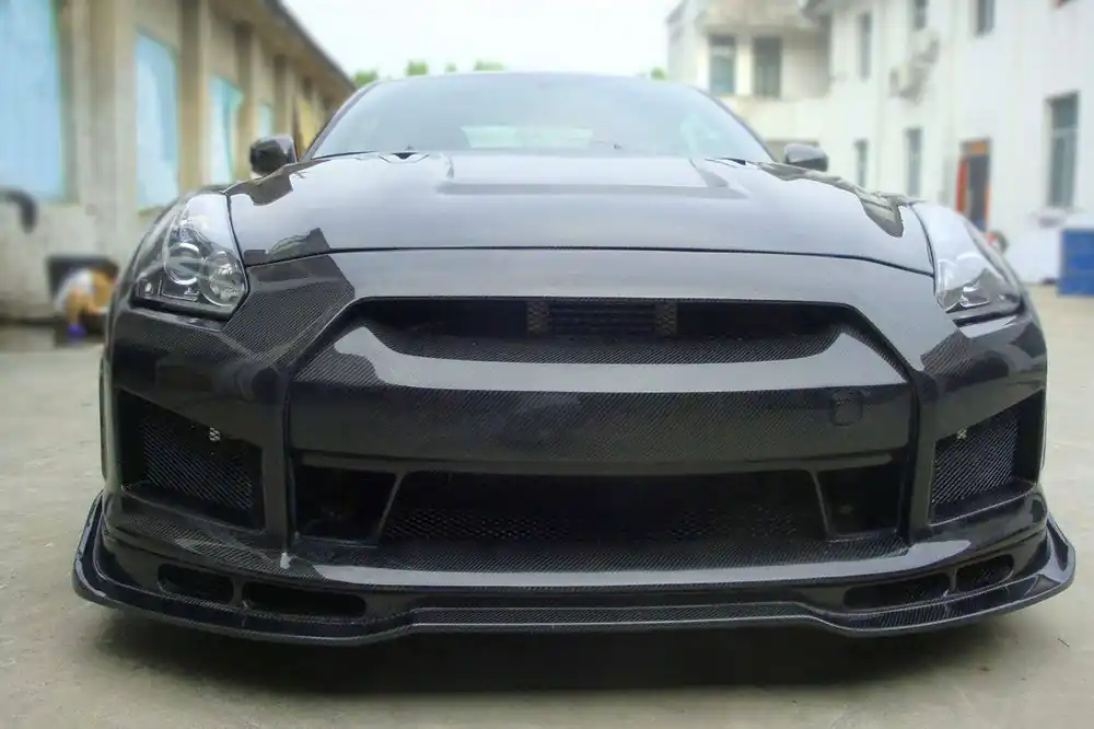 Carbonado 2008-2016 Nissan GTR R35 CBA DBA BSE2 Style Front Bumper w/LED